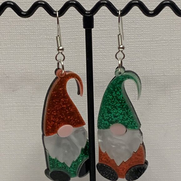 Gnome Earring, Dwarf Earring, Elf Earring, Christmas Earring, Gift Idea - Picture 3 of 4